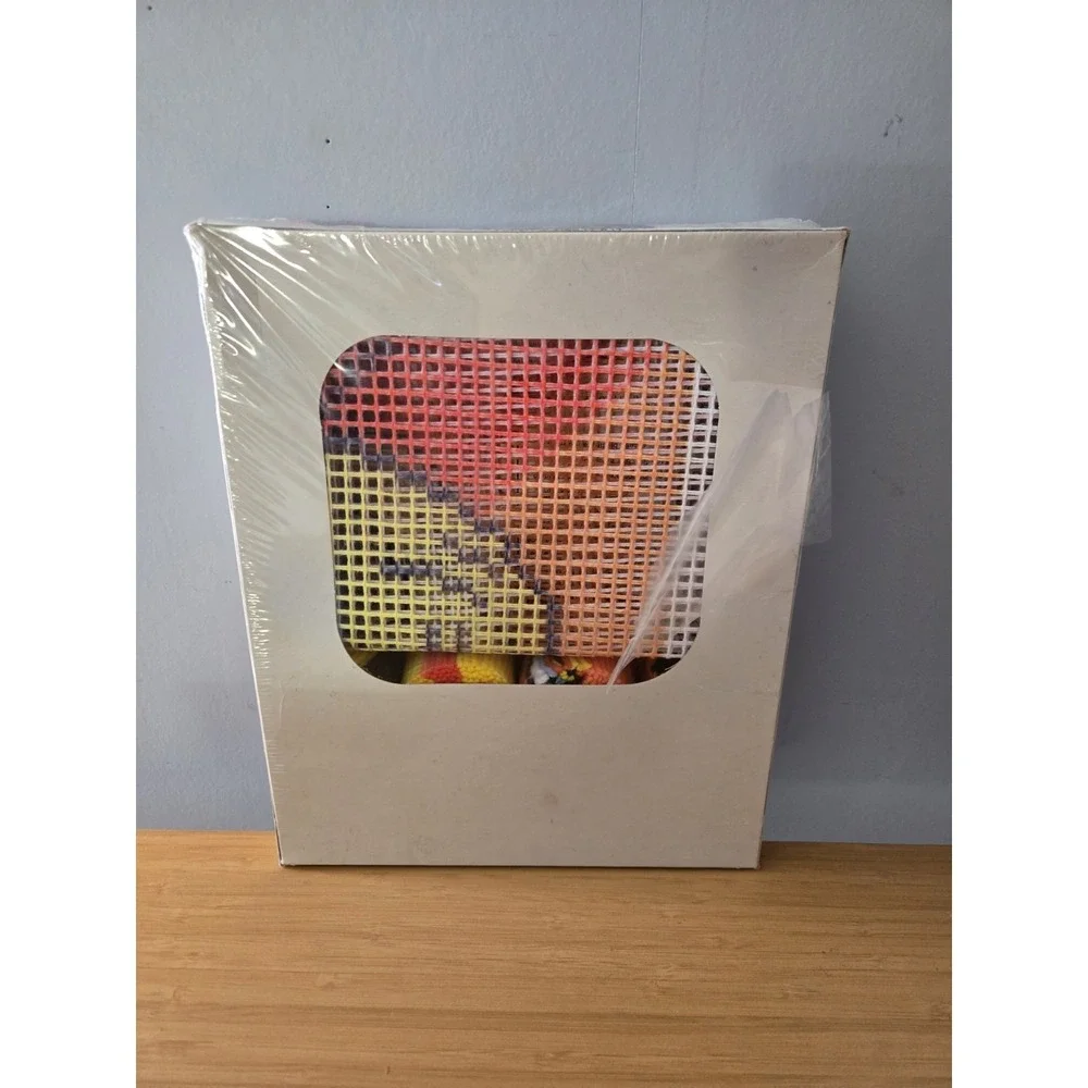 1978 Friends Latch-Hook Picture/Pillow Kit. #274. 14